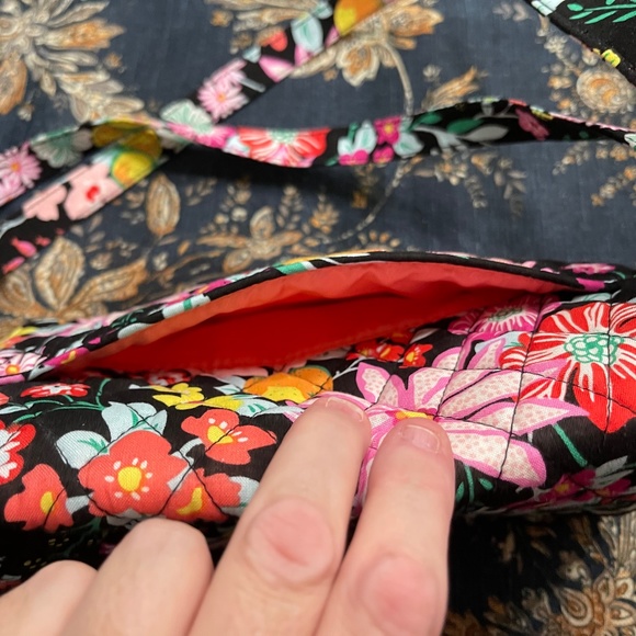 Brand New W/ Tags Vera Bradley  Crossbody Purse & Wallet - Picture 3 of 5